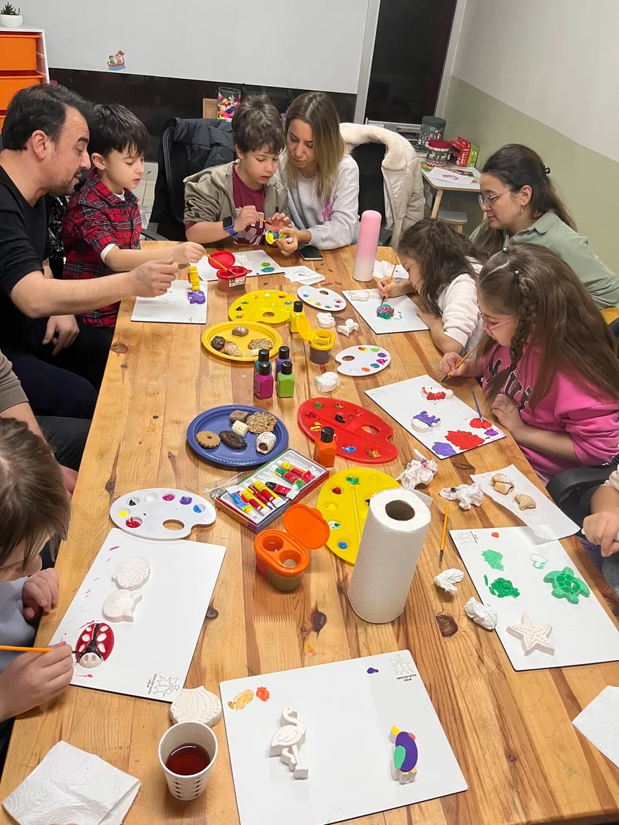 EWU öğrencilerinin İngilizce sanat etkinliği