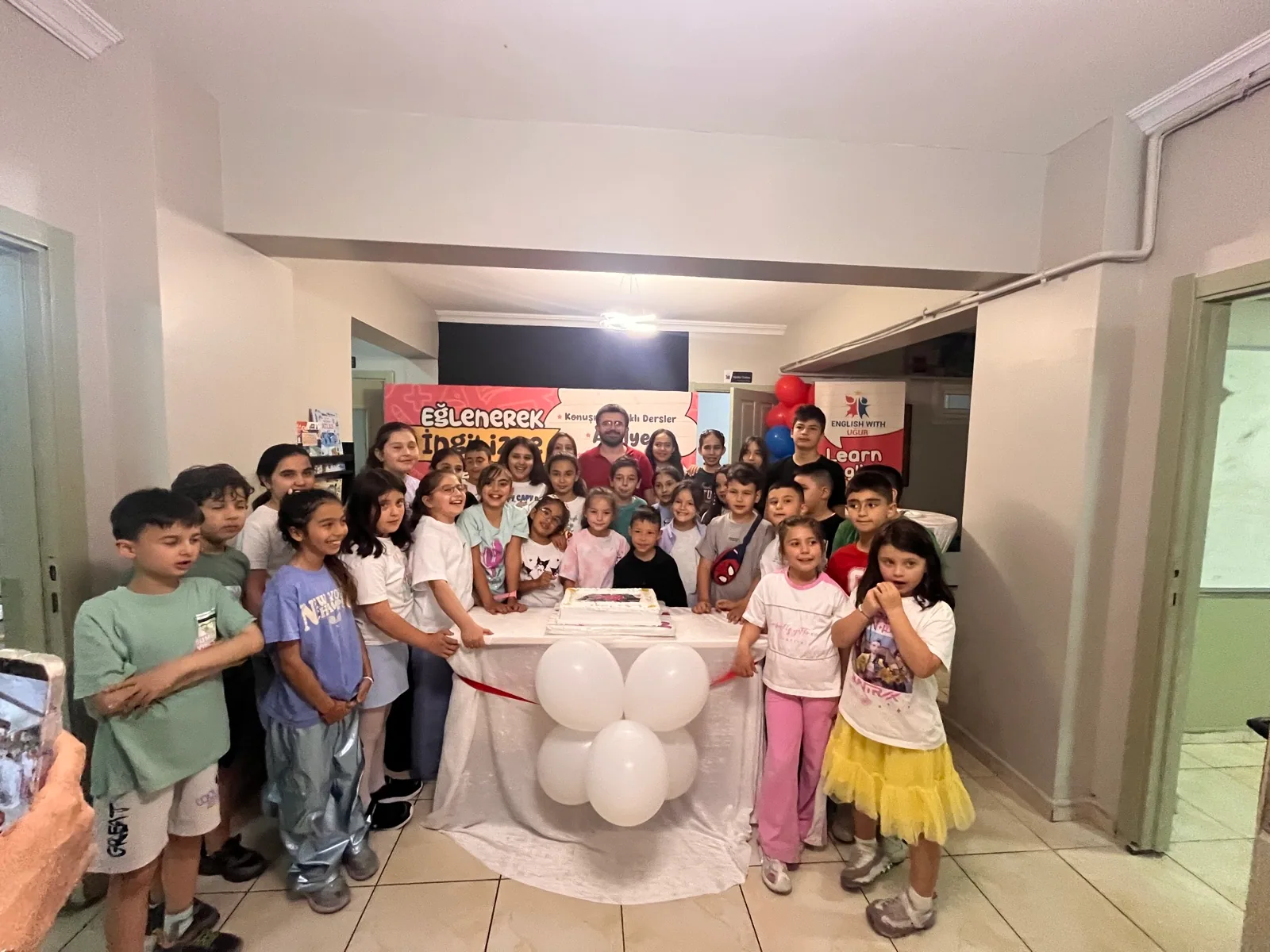 EWU Dil öğrencilerinin etkinlik sonrası buluşması